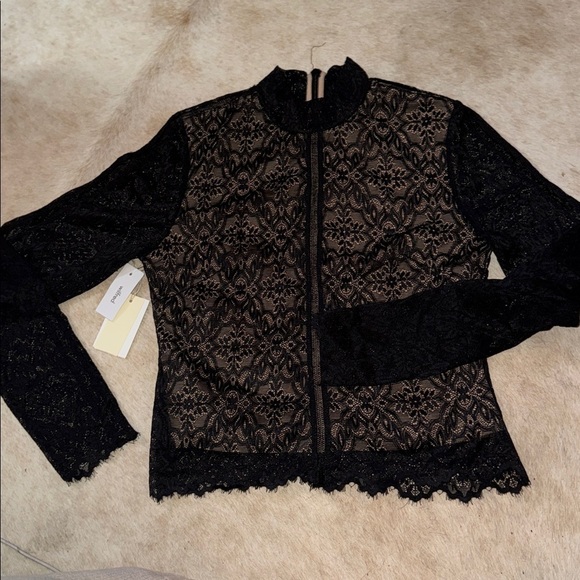 wilfred Tops - Wilfred Black Lace Long Sleeve Top NWT size Medium Anthropologie